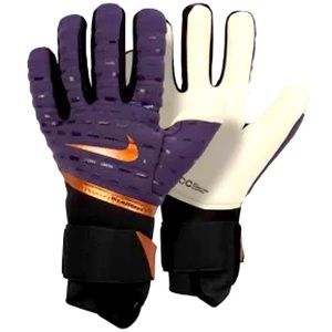 Nike Phantom Elite Goalkeeper Soccer Gloves